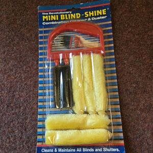 New! Mini Blind Cleaner